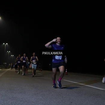 Runner Photo 7519349