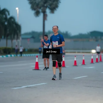 Runner Photo 7519358