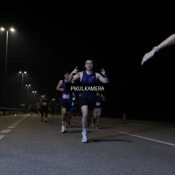 Runner Photo 7519369