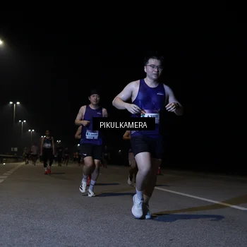 Runner Photo 7519371