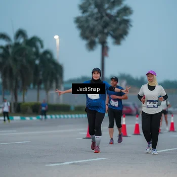 Runner Photo 7519386