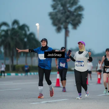 Runner Photo 7519412
