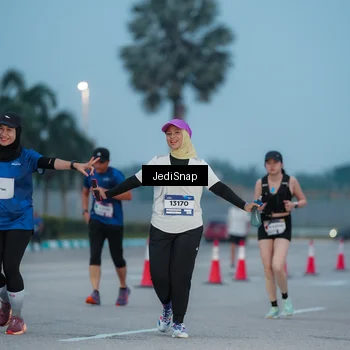 Runner Photo 7519415