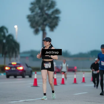 Runner Photo 7519437