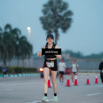 Runner Photo 7519438