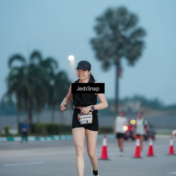 Runner Photo 7519457