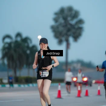 Runner Photo 7519458
