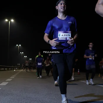 Runner Photo 7519471