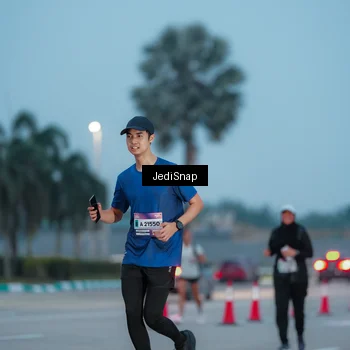 Runner Photo 7519482
