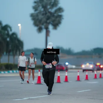 Runner Photo 7519483