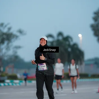 Runner Photo 7519489