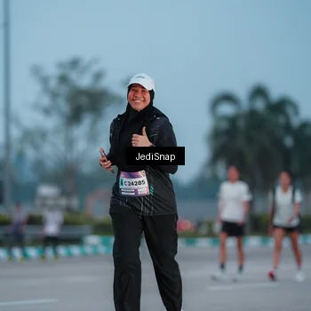 Runner Photo 7519511