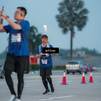 Runner Photo 7519523