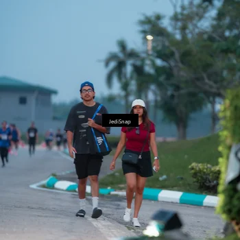 Runner Photo 7519543