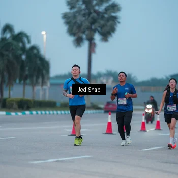 Runner Photo 7519546