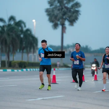 Runner Photo 7519551