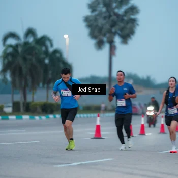 Runner Photo 7519553