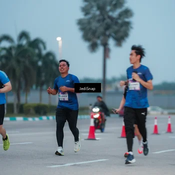 Runner Photo 7519562