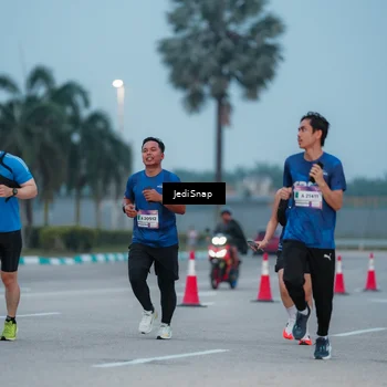 Runner Photo 7519563