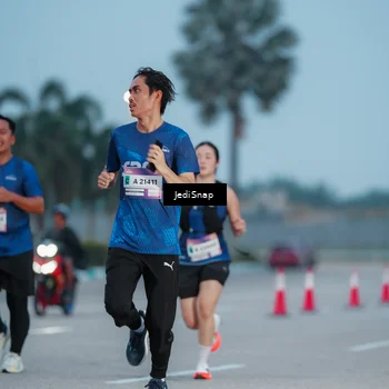 Runner Photo 7519571