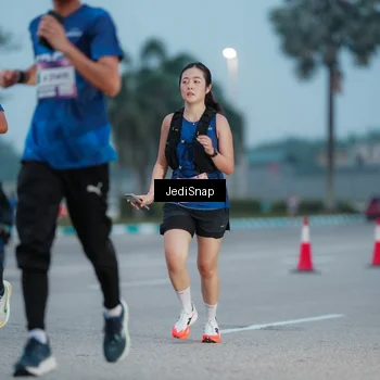 Runner Photo 7519576