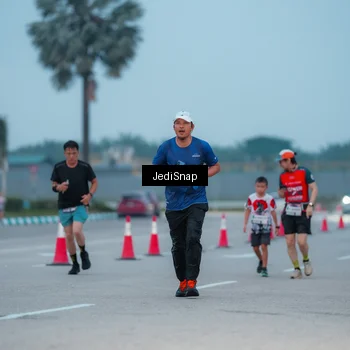 Runner Photo 7519578