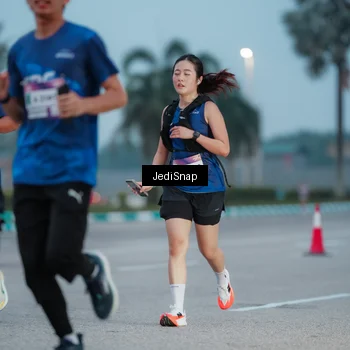 Runner Photo 7519579