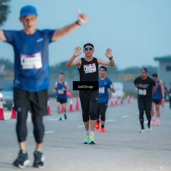 Runner Photo 7519625