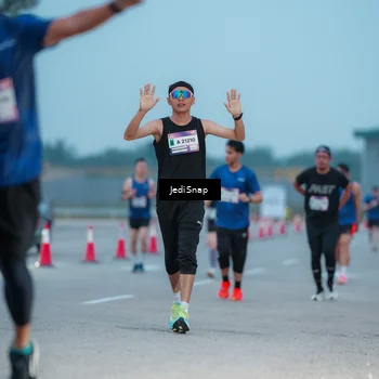 Runner Photo 7519649