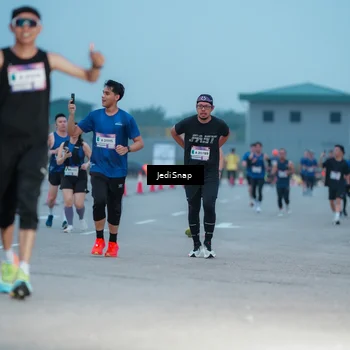 Runner Photo 7519657