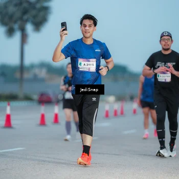 Runner Photo 7519670