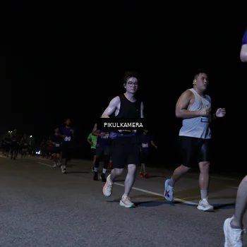 Runner Photo 7519672