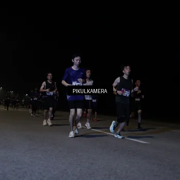 Runner Photo 7519674