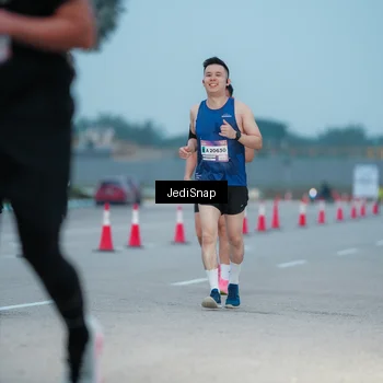Runner Photo 7519684
