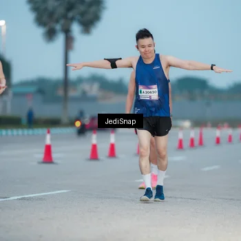 Runner Photo 7519690