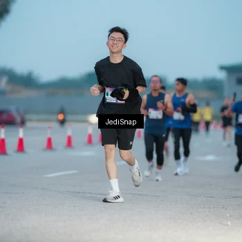 Runner Photo 7519706
