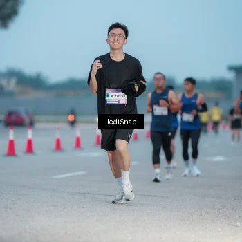 Runner Photo 7519714