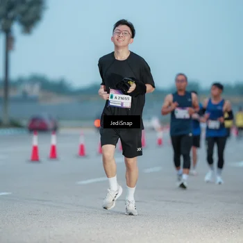 Runner Photo 7519715