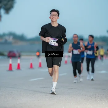 Runner Photo 7519716
