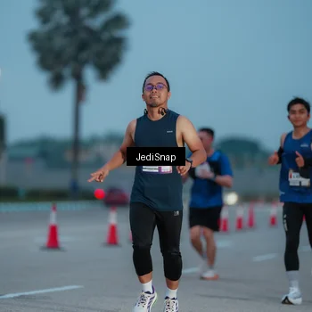 Runner Photo 7519728