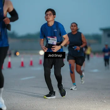 Runner Photo 7519745
