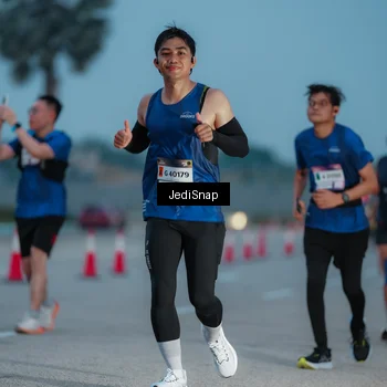 Runner Photo 7519746