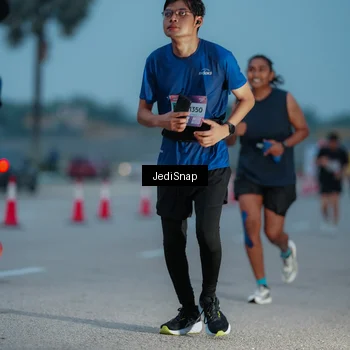 Runner Photo 7519756