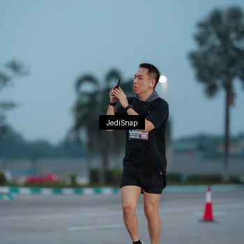 Runner Photo 7519780