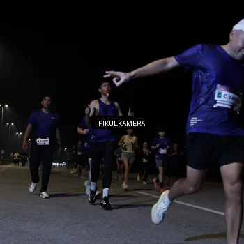 Runner Photo 7519789