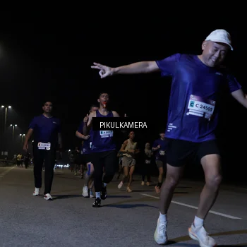 Runner Photo 7519790