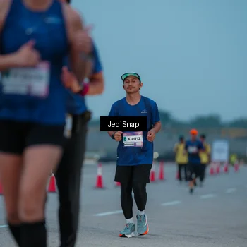 Runner Photo 7519802