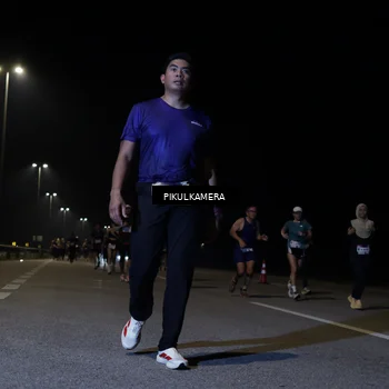 Runner Photo 7519818
