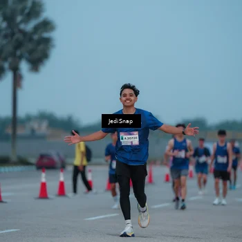 Runner Photo 7519824