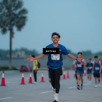 Runner Photo 7519830